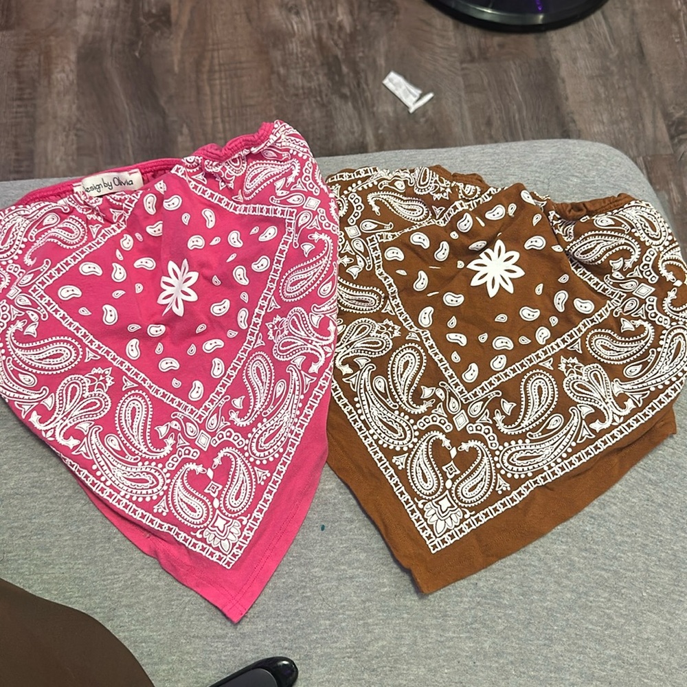 bandana crop tops!